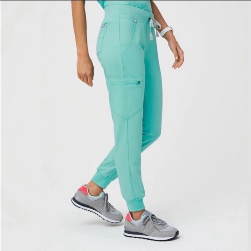 Figs Jogger Scrub Pants